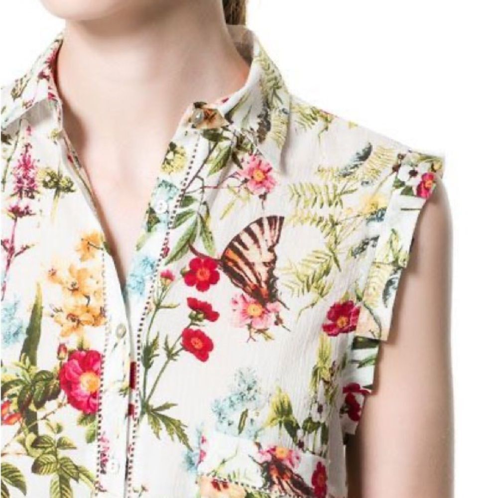Zara floral print sleeveless button up blouse